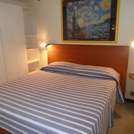 Colosseum Apartment *