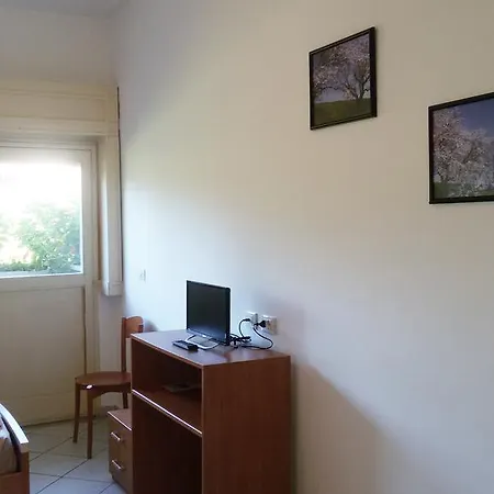 Bed & Breakfast Casa Per Ferie Cardinal G. Guarino