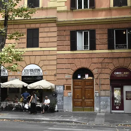Bed & Breakfast Al Centro Storico Di 3*