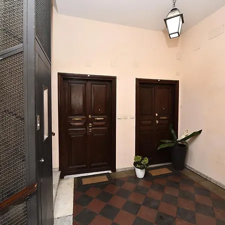 Bed & Breakfast Al Centro Storico Di 3*