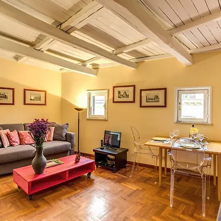 Trastevere Attic With Terrace Apartment
