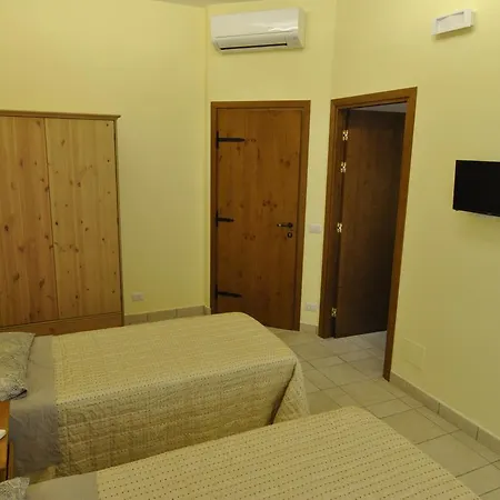 Tourist House Guest house *