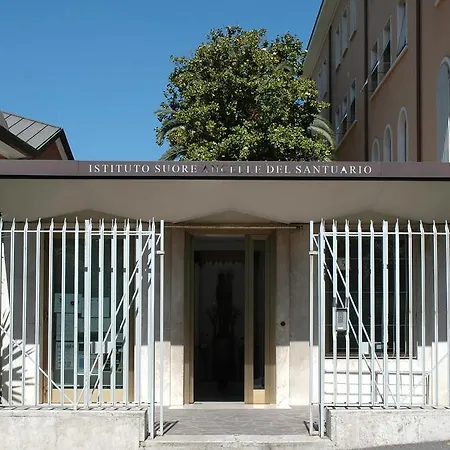 Casa Religiosa Per Ferie Ancelle Del Santuario Rome