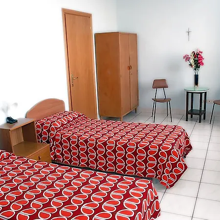 Casa Religiosa Per Ferie Ancelle Del Santuario Guest house