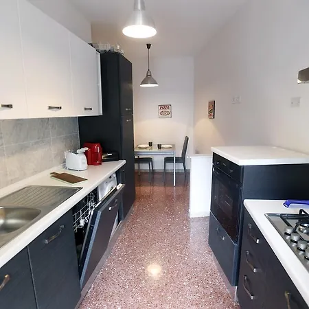 Apartment Casa Pigafetta - Piramide Rome