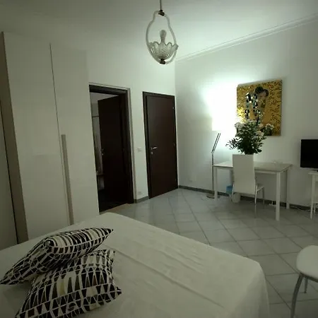 Flaneur Bed & Book * Rome