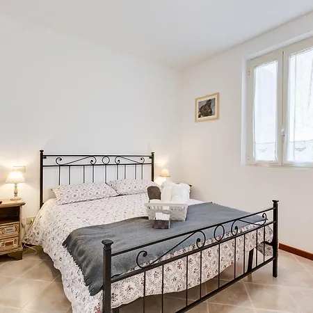 Grappoli Di Sole Farm stay Rome