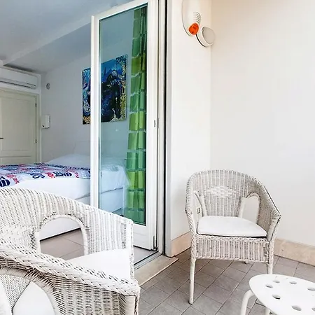 Boutique Domus Apartment