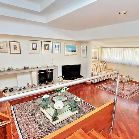 Frattina Family Romantic Superior Apartament