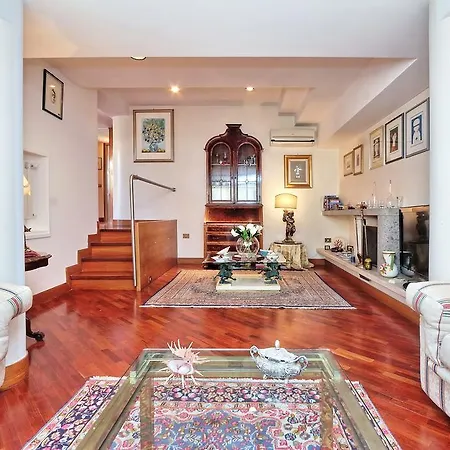 Apartament Frattina Family Romantic Superior *