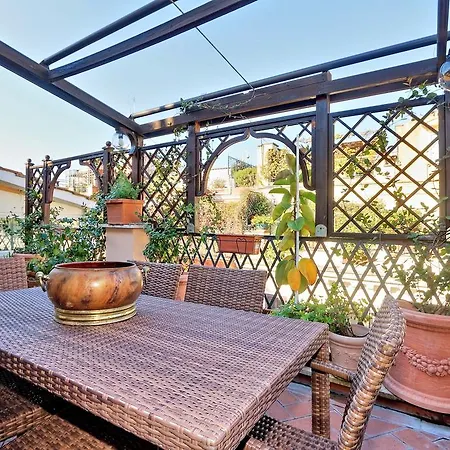 Frattina Family Romantic Superior Apartament