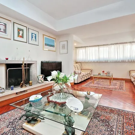 Frattina Family Romantic Superior Apartament