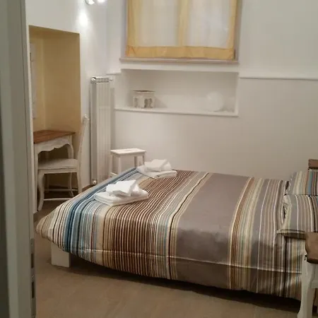 Bed & Breakfast La Casetta Di Ely Rome