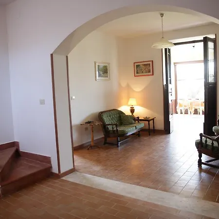 Grappoli Di Sole Farm stay *