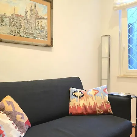 Navona, Old Apartment *