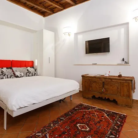 Navona, Old Rome Lodge *