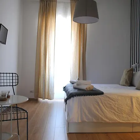 Interno 11 Apartment *