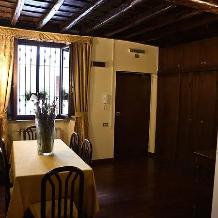 Palazzo Donarelli Apartment