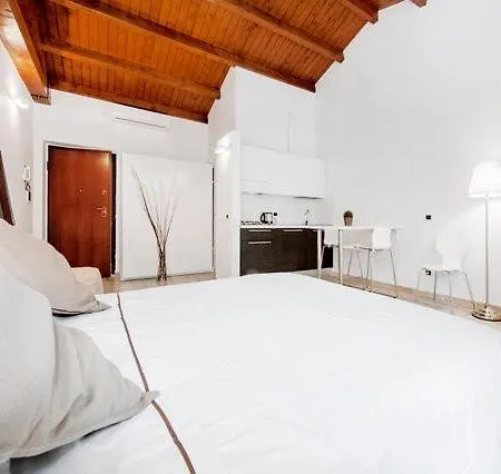 Dalmati House 2*