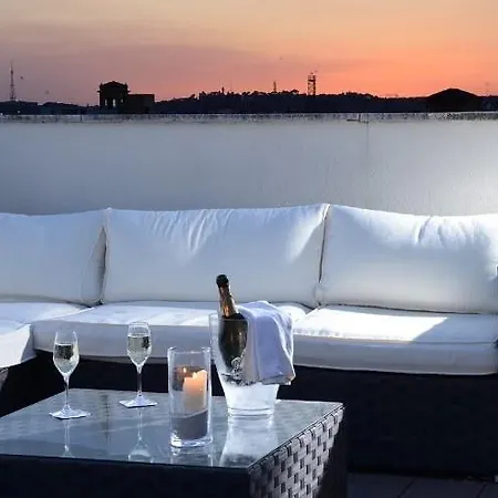 The Independent Hotel