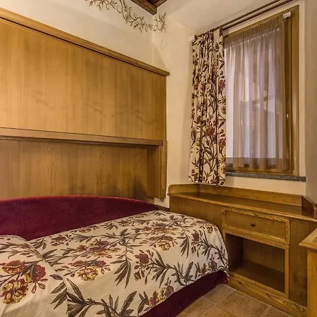 Hotel Residenza San Calisto 3*