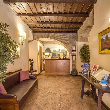 Residenza San Calisto Hotel