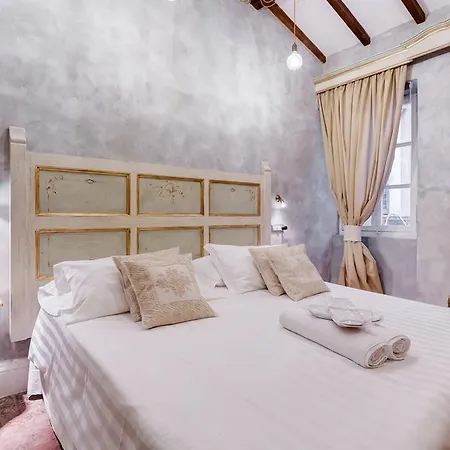 Colonna Suite - Rome Spanish Steps Suite & Spa *