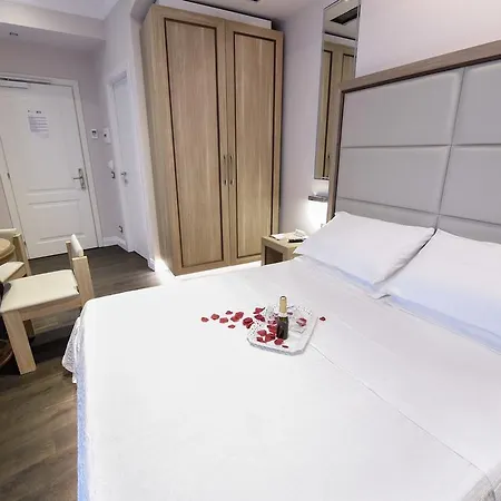 Guest house Domus Nora 3*
