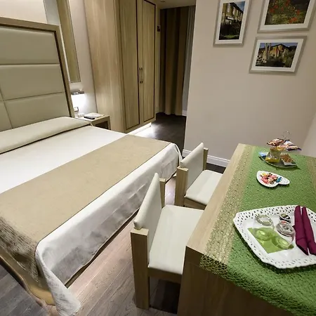 Domus Nora Guest house