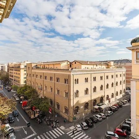 Near The Vatican Apartment