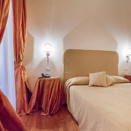 Bed & Breakfast Relais Al Senato 3*