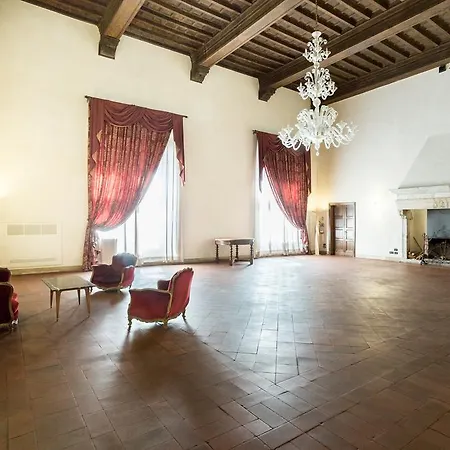 Columbus 4*