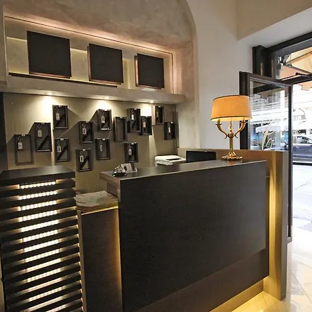 Charter Hotell