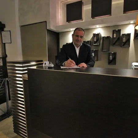 Charter Hotell