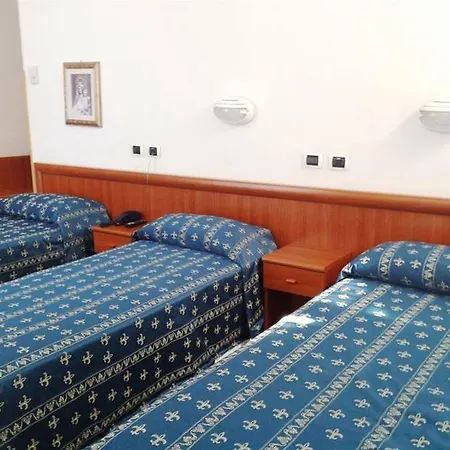 Maria Rosa Molas - Casa Per Ferie Affittacamere