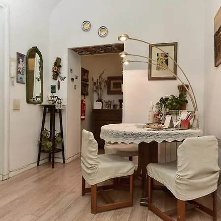 Nicole Guest house Rome