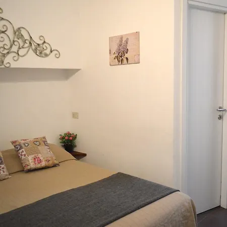 Bed & Breakfast Colosseo Romeo 2*
