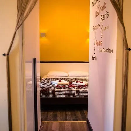 Chroma Exy - Chroma Italy Guest house 2*