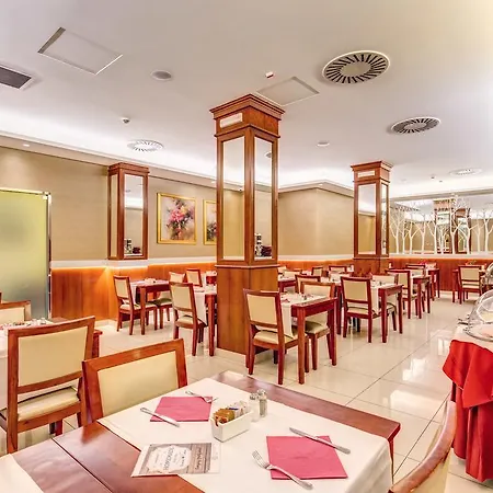 Augusta Lucilla Palace Hotel