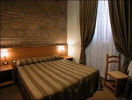 Delia 2* Rome
