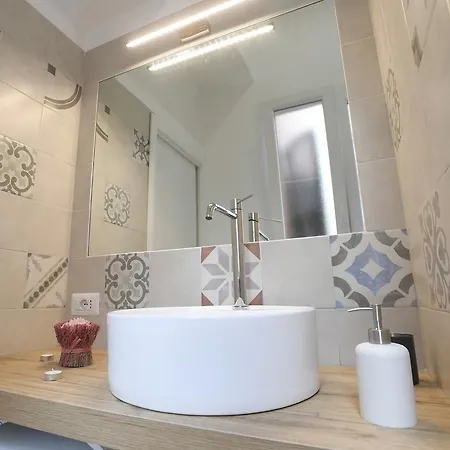 Il Mattoncino - Colosseo Apartment *