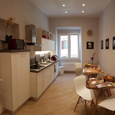 Bed & Breakfast Roman Suite Guest House *