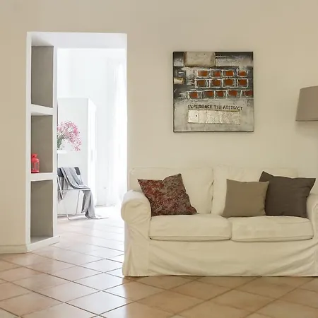 Santonofrio Apartments Apartment