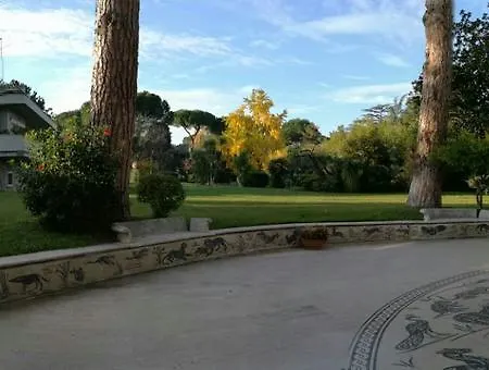 Bed & Breakfast Casa Per Ferie Cardinal G. Guarino *