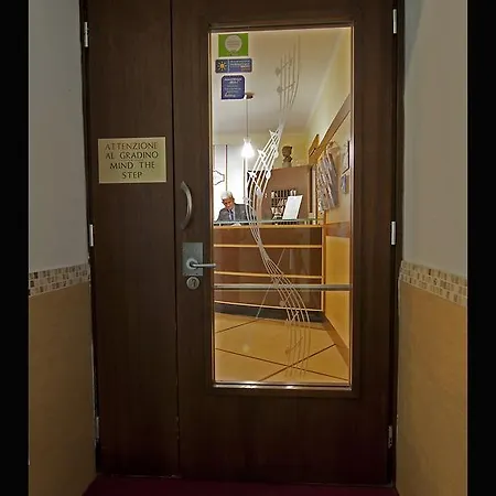 Lirico Hotel Roma