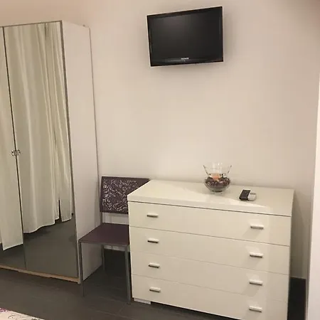 My Purple Apartment In The Center Of Rome Apartment *
