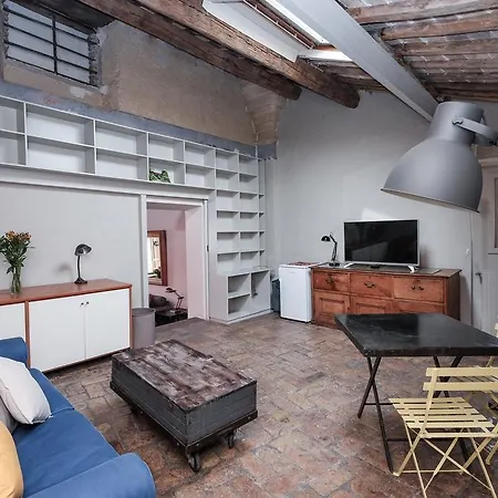 Piazza Navona Artist Loft * Rom