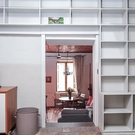 Apartment Piazza Navona Artist Loft