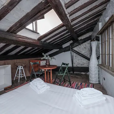 Piazza Navona Artist Loft * Rom