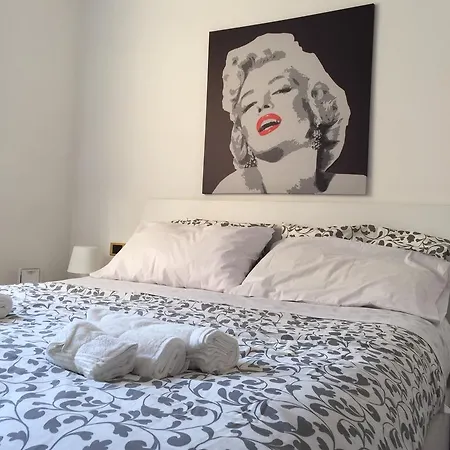 Giulio Cesare Luxury Apartment *